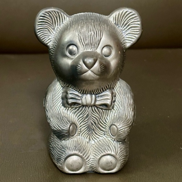 Vintage piggy bank pewter Teddy Bear Coin Bank with Bow Tie  – Nursery Baby Gift - Picture 2 of 6